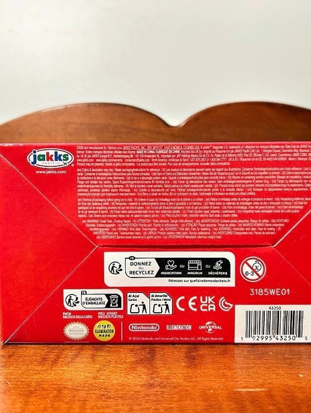 Nintendo The Super Mario Galaxy Movie Mario Figure & Star Accessory - Mario’s ab - Picture 5 of 5
